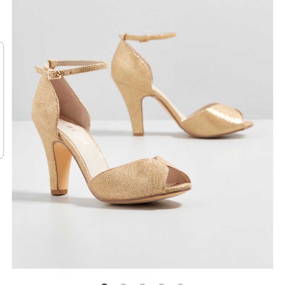 Chelsea Crew Lola Gold Peep-Toe Heels